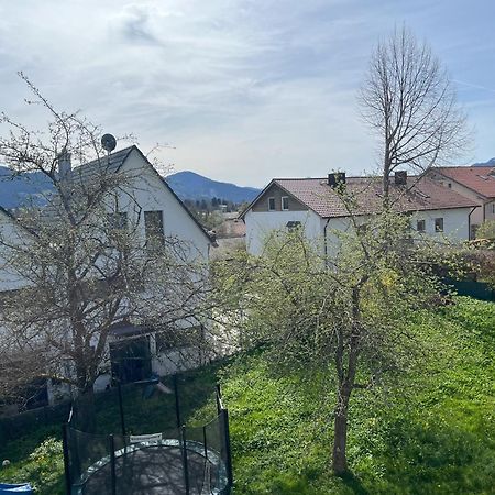 Helle, Ruhige Ferienwohnung Mit Balkon Bad Tolz Exterior photo